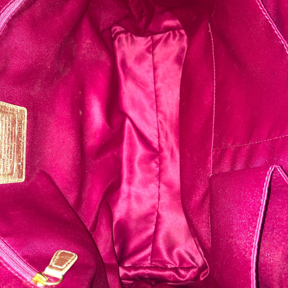 Purse - Picture 3 of 3